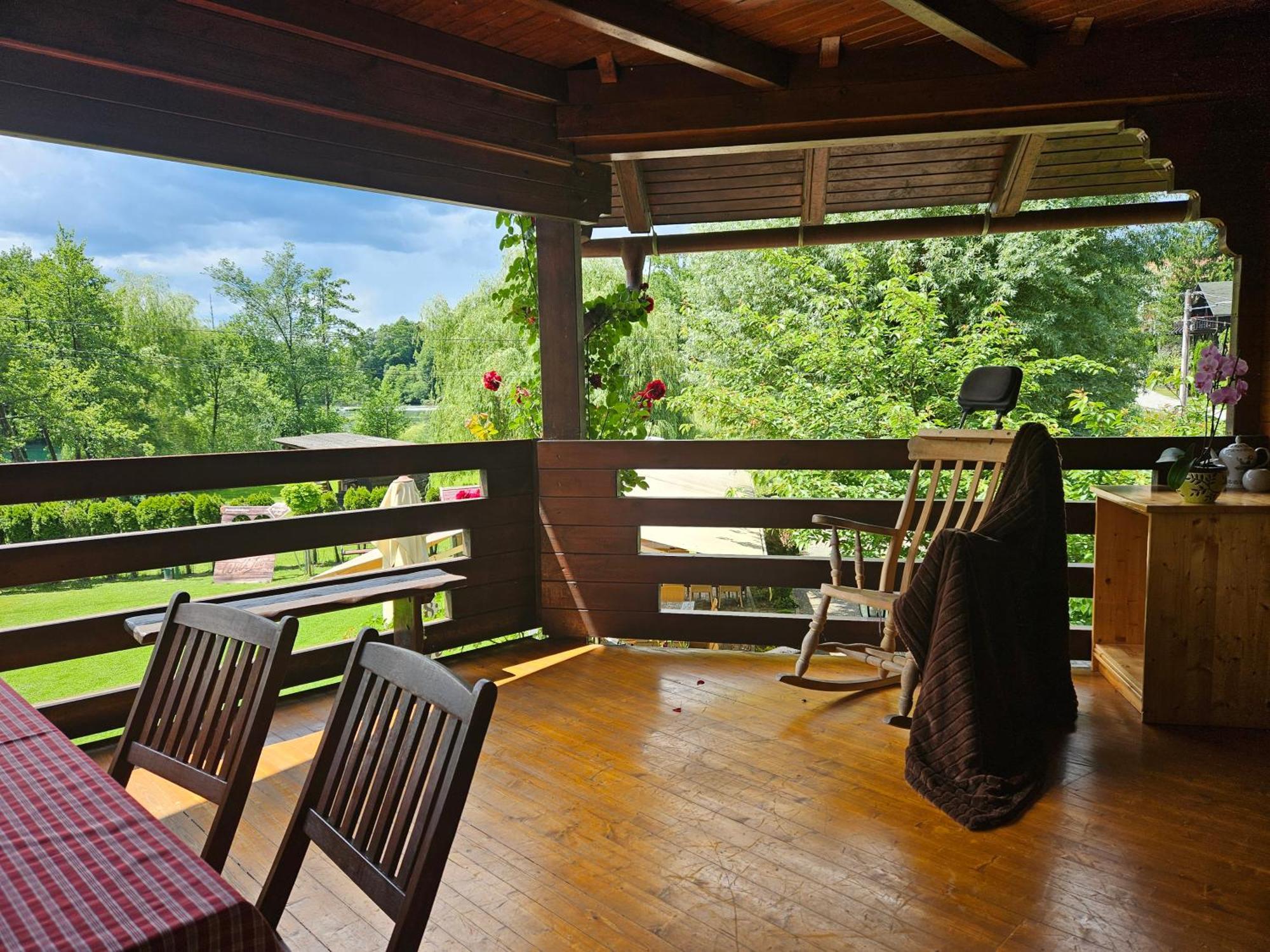 Apartment Mreznicka Kuca Duga Resa Bagian luar foto